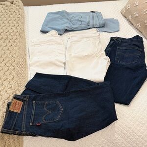 5 pairs  of women’s Skinny Jeans